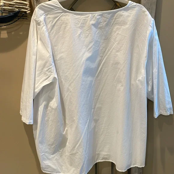 White Top by Tulip - Picture 6 of 7